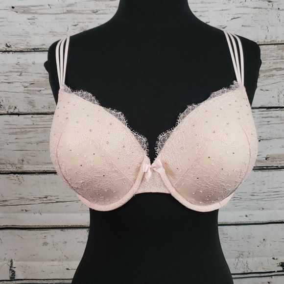 🆕️ Victoria's Secret Very Sexy Demi